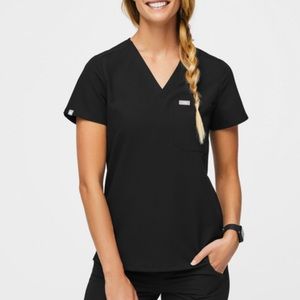 Brand new Figs scrub top!